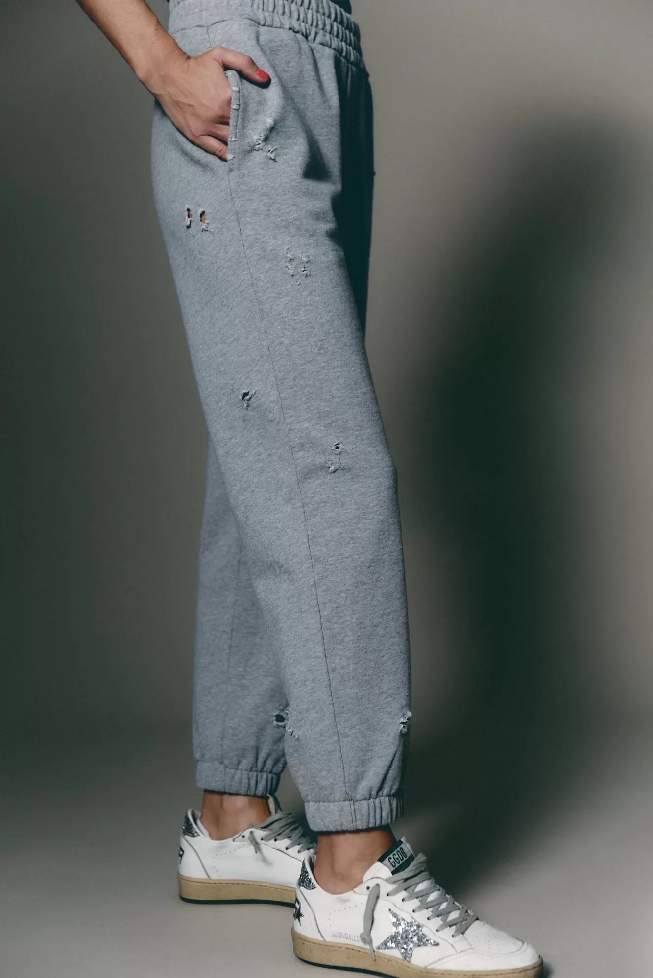 The Akala Studio Distressed Grey Set Hot